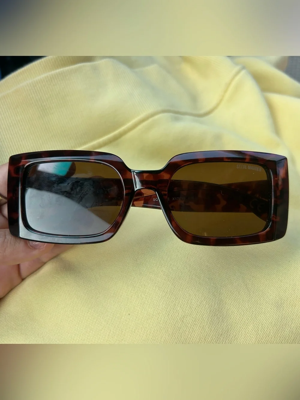 Steve Madden Tortoiseshell Rectangular Sunglasses with Brown Lenses